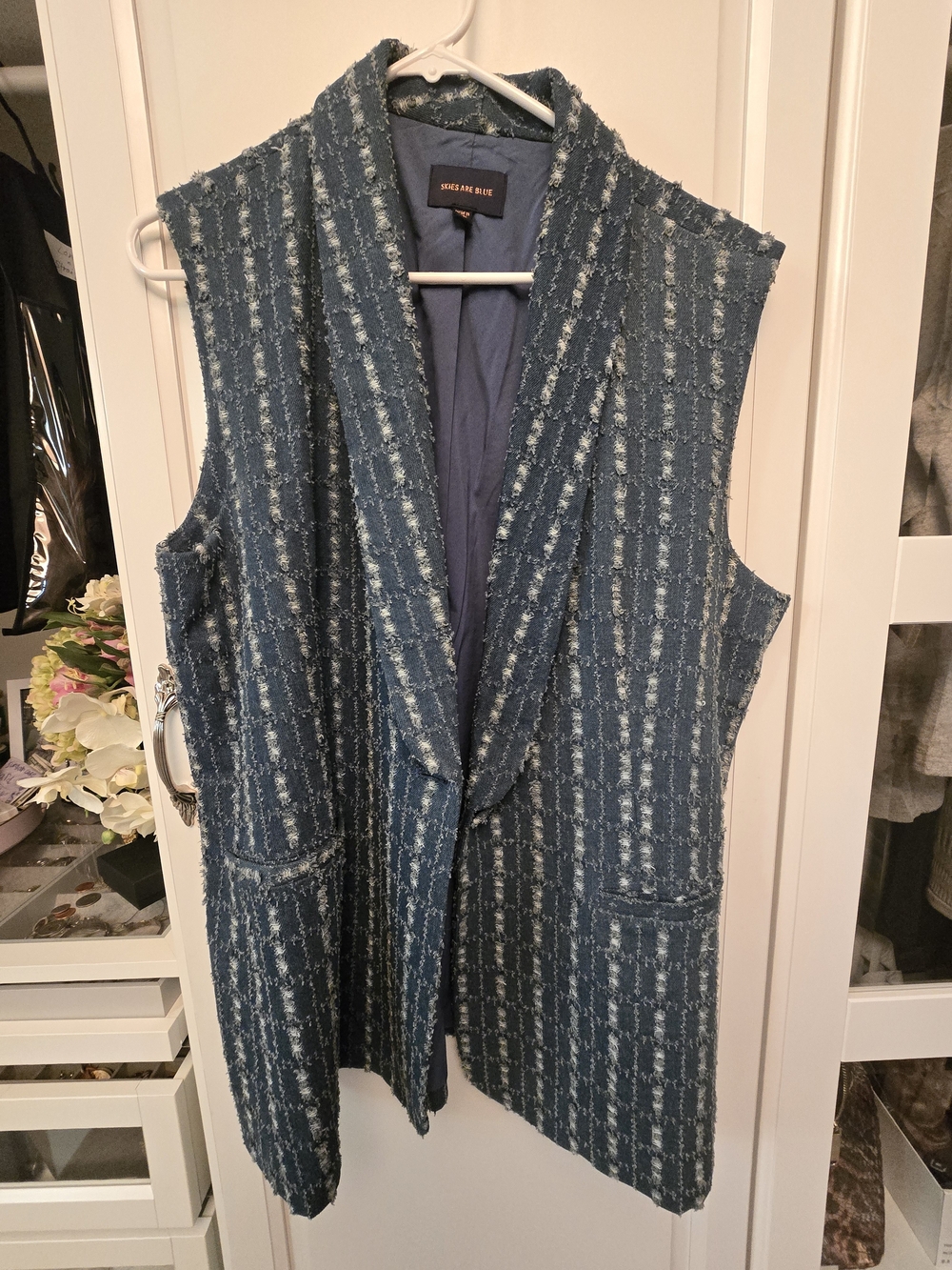 Skies Are Blue Textured Blue Tweed Sleeveless Blazer Vest